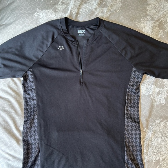 Fox Racing Black and Gray short sleeve 1/4 zip trail jersey.  Mountain biking. L - Picture 1 of 9